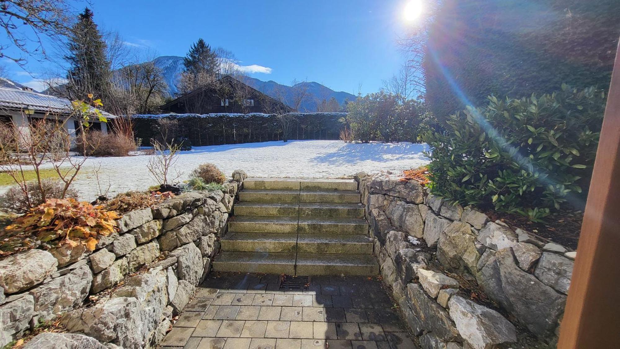 Grosse Mit Garten Und Bergblick Appartamento Rotta